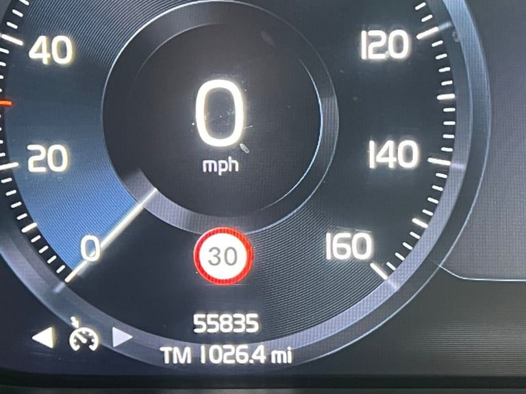 2022 Volvo XC40 1.5h T5 Twin Engine Recharge 10.7kWh R-Design SUV 5dr Petrol Plug-in Hybrid ESTAT...