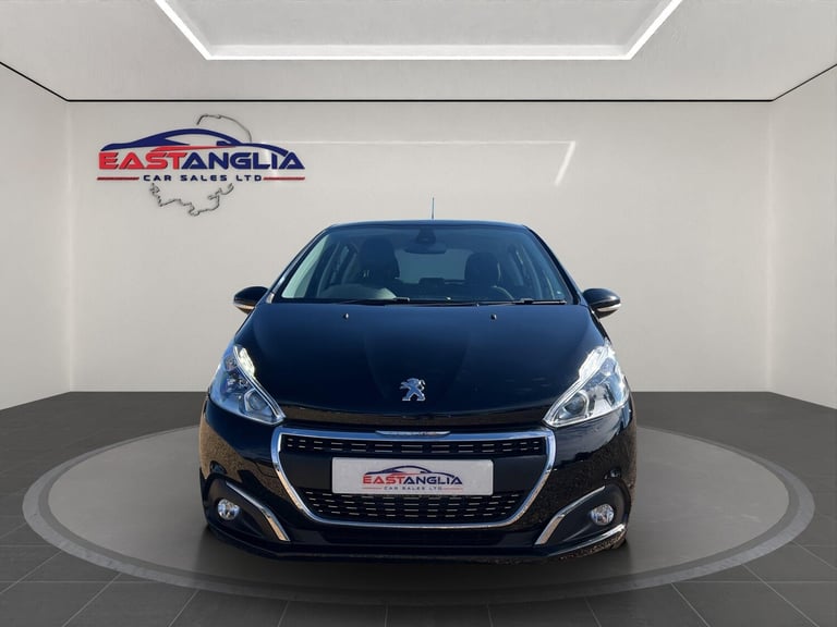 2018 Peugeot 208 1.2 PureTech Signature Euro 6 (s/s) 5dr HATCHBACK Petrol Manual