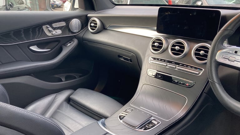 2020 Mercedes-Benz GLC 300d 4Matic AMG Line Premium Pls 5dr 9G-Tronic Diesel Estate Estate Diesel...