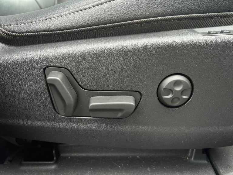 2018 Vauxhall Grandland X Grandland X 1.2 T Elite Nav 5drs Hatchback Petrol Manual