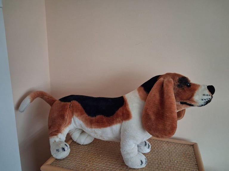 Melissa and doug basset hound soft toy 