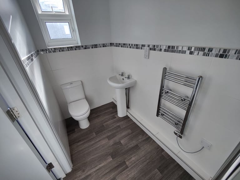 One Bedroom Flat Pets considered 