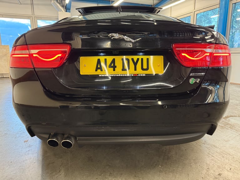 2016 Jaguar XE 2.0d R-Sport Saloon 4dr Diesel Auto AWD Euro 6 (s/s) (180 ps)