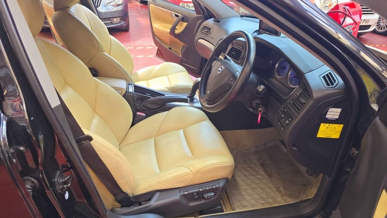 2005 Volvo V70 2.5 automatic 300bhp rare car  Petrol Automatic