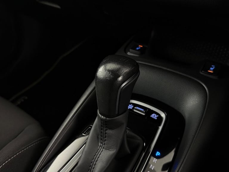 2022 Toyota Corolla 1.8 VVT-h Icon Tech Touring Sports CVT Euro 6 (s/s) 5dr Estate PETROL/ELECTRI...