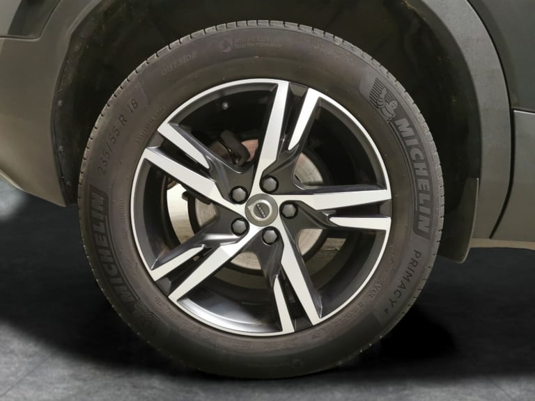 2022 Volvo XC40 1.5 T3 R-Design SUV 5dr Petrol Auto Euro 6 (s/s) (163 ps) - BLUETOOTH - HAL Suv P...