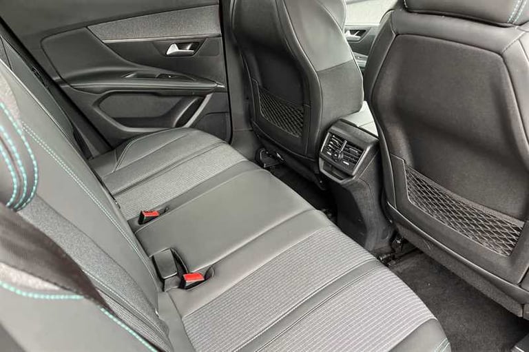 2021 Peugeot 3008 1.2 PureTech Allure Premium 5dr HATCHBACK PETROL Manual