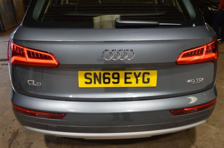 AUDI Q5 2.0 TDI 40 Sport S Tronic quattro Euro 6 (s/s) 5dr 2019