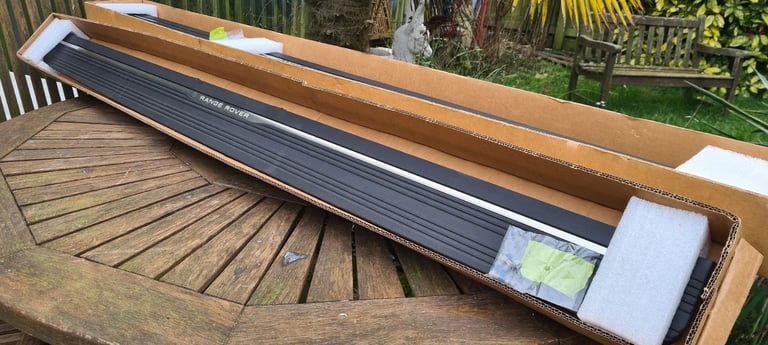 EVOQUE Jaguar Range Rover Door Sill Tread Plates - New & Boxed.