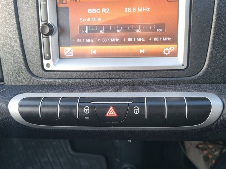 2012 smart fortwo 1.0 Pulse Cabriolet 2dr Petrol SoftTouch Euro 5 (84 bhp) Convertible Petrol Aut...