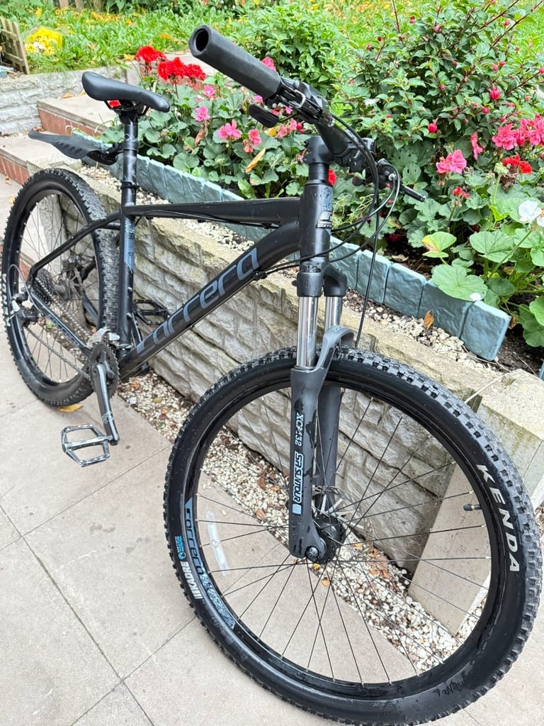 Carrera Hellcat Bike 29 Inch Wheels 18 inch frame