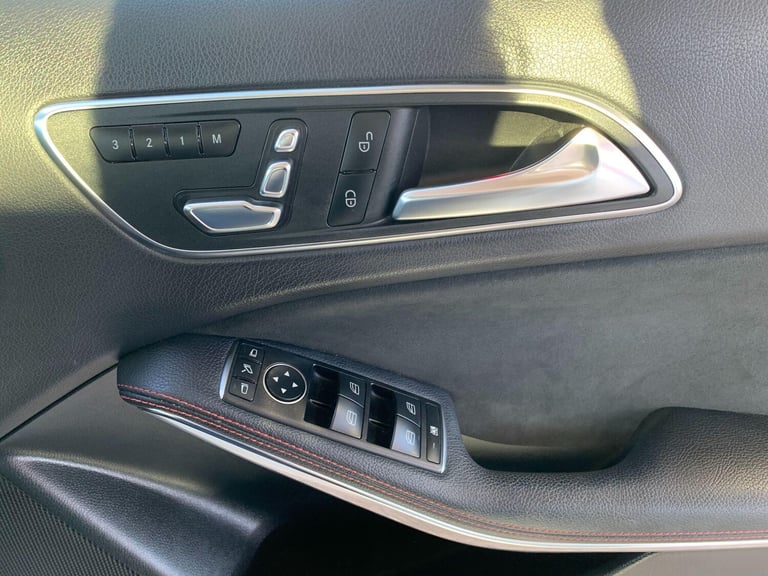 2017 Mercedes-Benz A-Class 2.1 A200d AMG Line (Premium Plus) Euro 6 (s/s) 5dr HATCHBACK Diesel Ma...