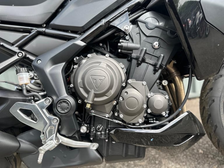STUNNING BRAND NEW 2025MY TRIUMPH TIGER SPORT 800 MOTORCYCLE 