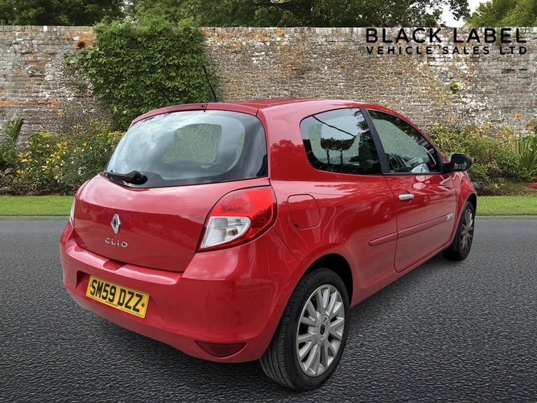 RENAULT CLIO 1.2 Dynamique 2009