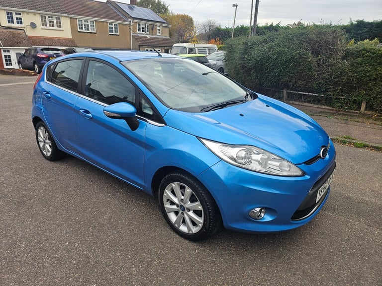 fiesta 1.4 zetec 2key SERV HIS NEW CLUTCH AN CAMBELT DRIVES PERFECT IMMACULATE 