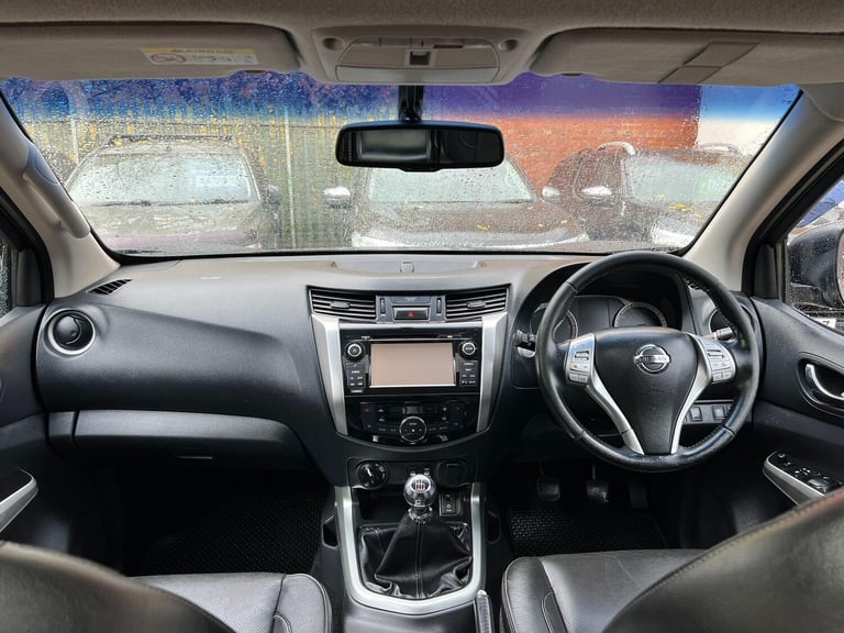 2017 Nissan Navara Double Cab Pick Up Tekna 2.3dCi 190 4WD PICK UP DIESEL Manual