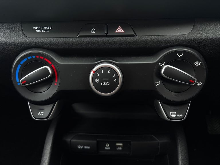2018 Kia Stonic 1.0T GDi 2 5dr Estate Petrol Manual