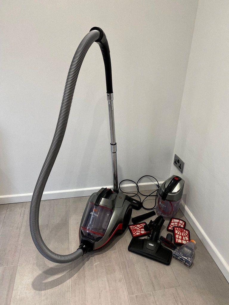 VACUUM CLEANER HOOVER VAX AIR MAX PET CVHUV013 TURBO POWER 600W BAGLESS  CYLINDER 240V PICK UP PET | in Ashby-de-la-Zouch, Leicestershire | Gumtree
