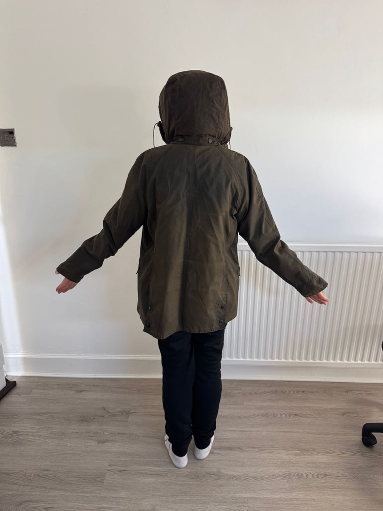 Womens Barbour Retail Beadnell olive waxed jacket size UK 14 Immaculate Tartan