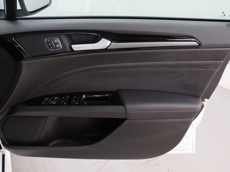 2022 Ford Mondeo 2.0 TiVCT ST-Line Edition Saloon 4dr Petrol Hybrid CVT Euro 6 (s/s) (187 ps Salo...