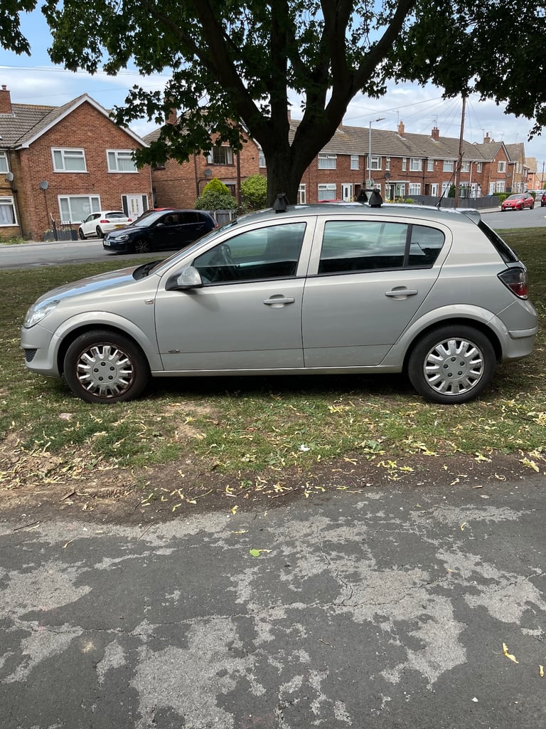 Vauxhall, ASTRA, Hatchback, 2010, Manual, 1598 (cc), 5 doors