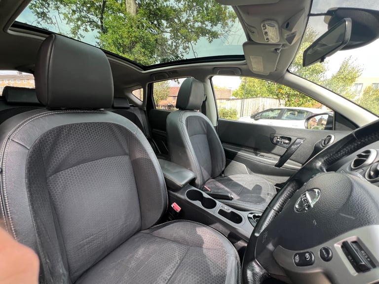 Nissan QASHQAI Automatic
