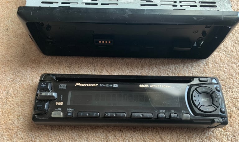 Pioneer DEH-2030R Head unit