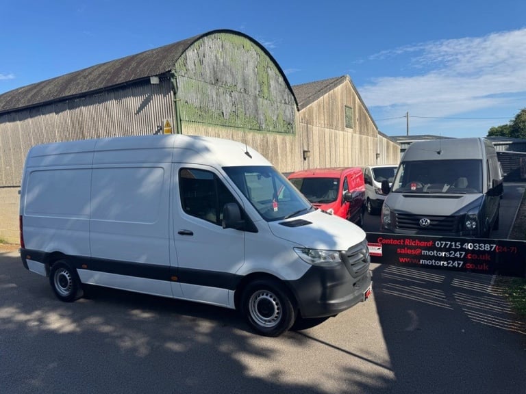 Mercedes-Benz Sprinter 3.5t H2 L2 Progressive Van++1 OWNER++CRUISE++REV