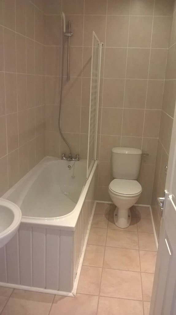 2 bedroomed flat to let - Bentley. DN5 9TJ