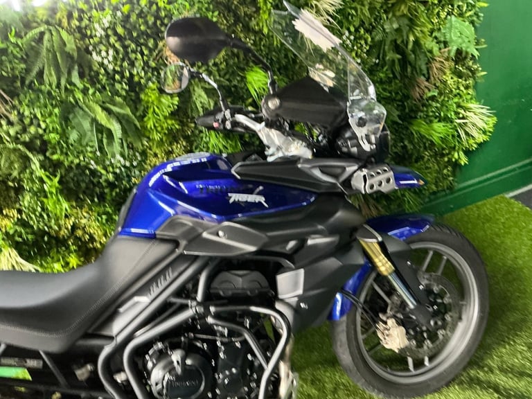 Triumph Tiger 800 free delivery 