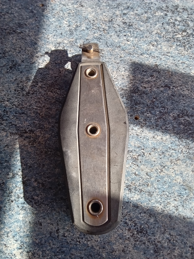Main Sailing yacht block. Used. 200mmx 30mm. 2 pulley wheel's 