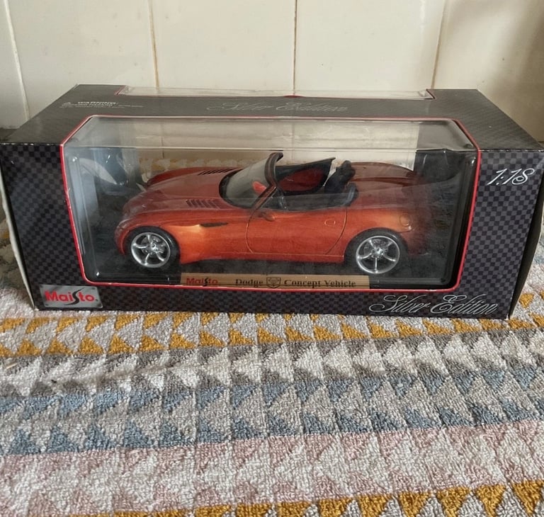Boxed Maisto 1/18 Scale Dodge Concept Vehicle