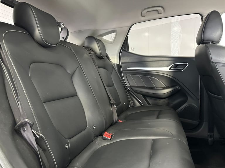 2019 MG MG ZS 1.5 VTi-TECH Exclusive SUV 5dr Petrol Manual Euro 6 (s/s) (106 ps) HATCHBACK Petrol...