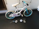 Small girls bike with stabilisers £20