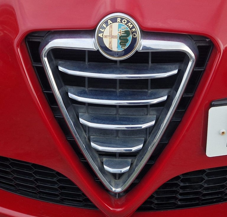 2014 Alfa Romeo Giulietta 1.6 JTDM-2 Collezione Euro 5 (s/s) 5dr HATCHBACK Diesel Manual