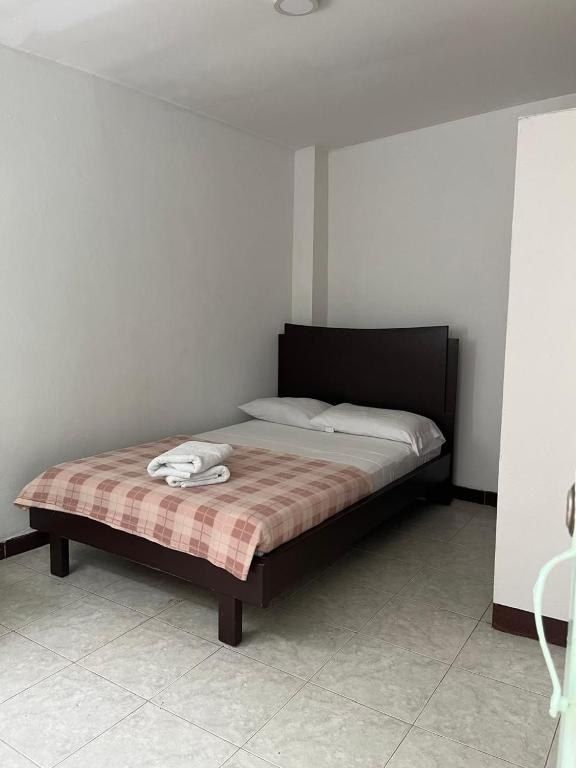 ROOMS  FOR RENT