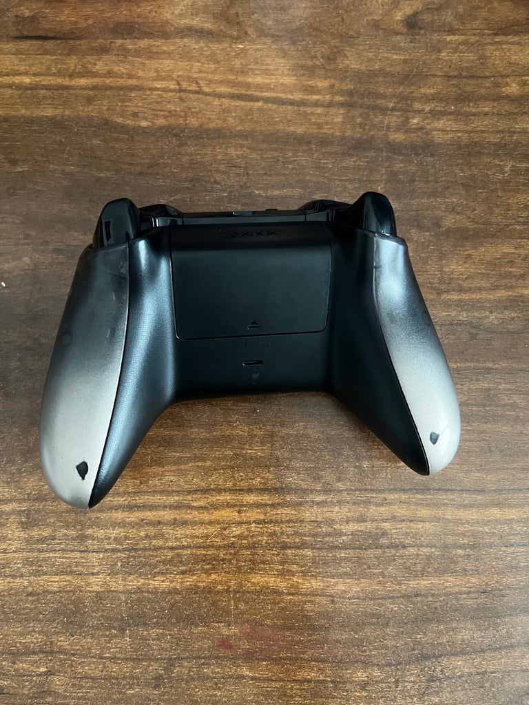 Xbox Phantom Black Special Edition Controller