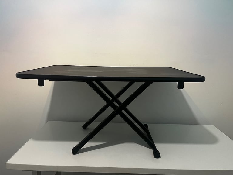 Standing desk 