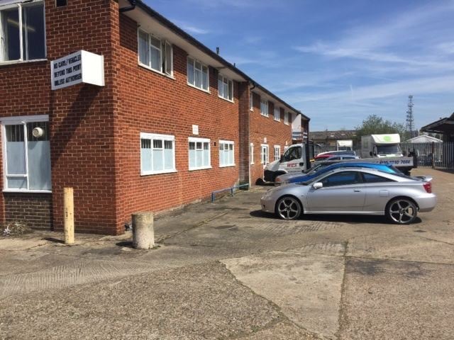 20 ft container storage available for rent in Belvedere 