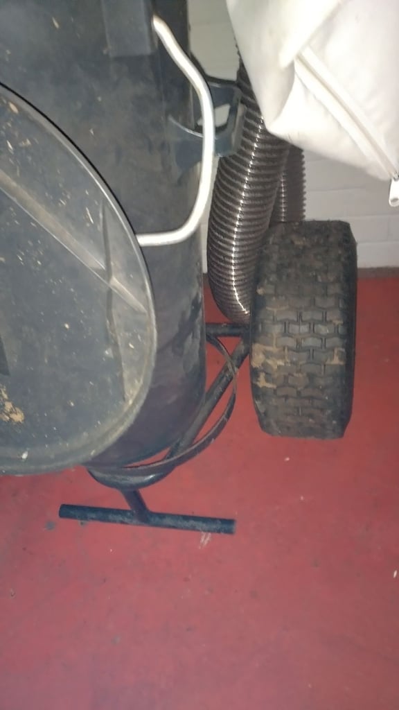 trafalgar paddock cleaner muck poo pc50 honda engine pedestrian leaf collector horse alpaca