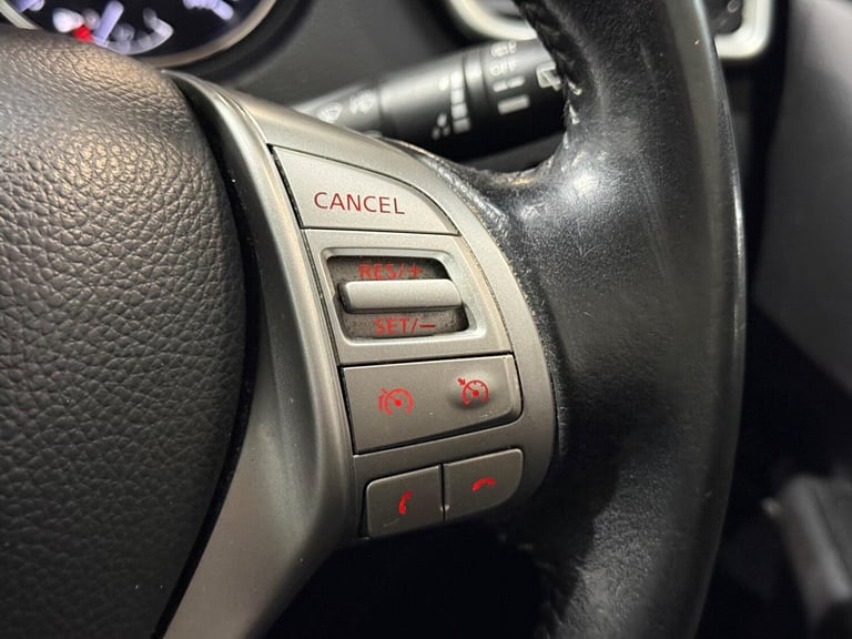 2016 Nissan Qashqai 1.5 dCi n-tec+ SUV 5dr Diesel Manual 2WD Euro 6 (s/s) (110 ps) HATCHBACK Dies...