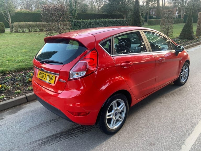2013 Ford Fiesta 1.0T EcoBoost Zetec Euro 5 (s/s) 5dr Hatchback Petrol Manual
