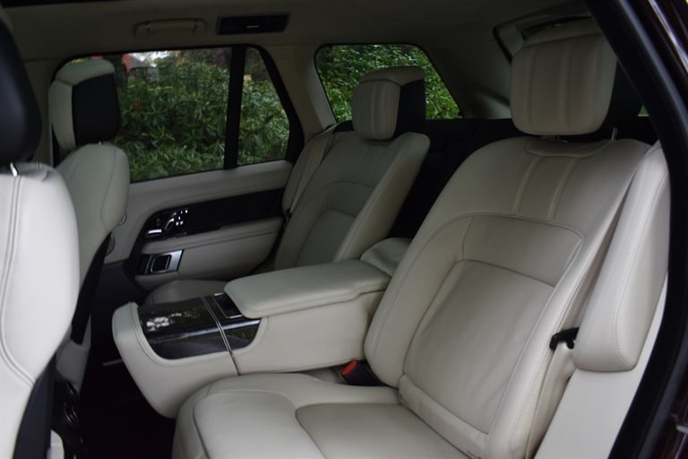 2019 Land Rover Range Rover V8 AUTOBIOGRAPHY+Top of the range model! Estate Petrol Automatic