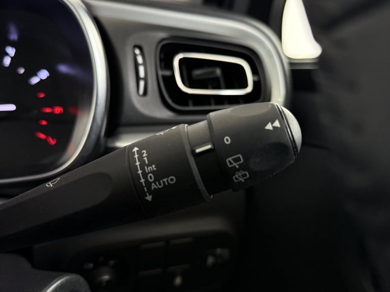 2022 Citroen C3 1.2 PureTech 110 Shine Plus 5dr EAT6 HATCHBACK PETROL Automatic