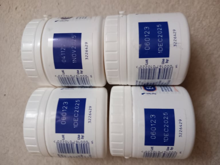 £3 for 4 x 125g new tubs of E45 cream