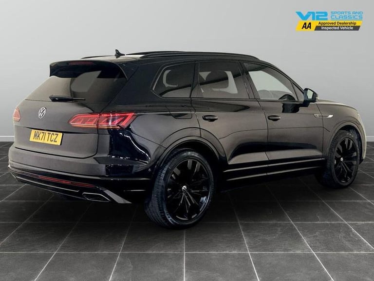 2021 Volkswagen Touareg 3.0 TSI V6 Black Edition Tiptronic 4Motion Euro 6 (s/s) 5dr Automatic SUV...