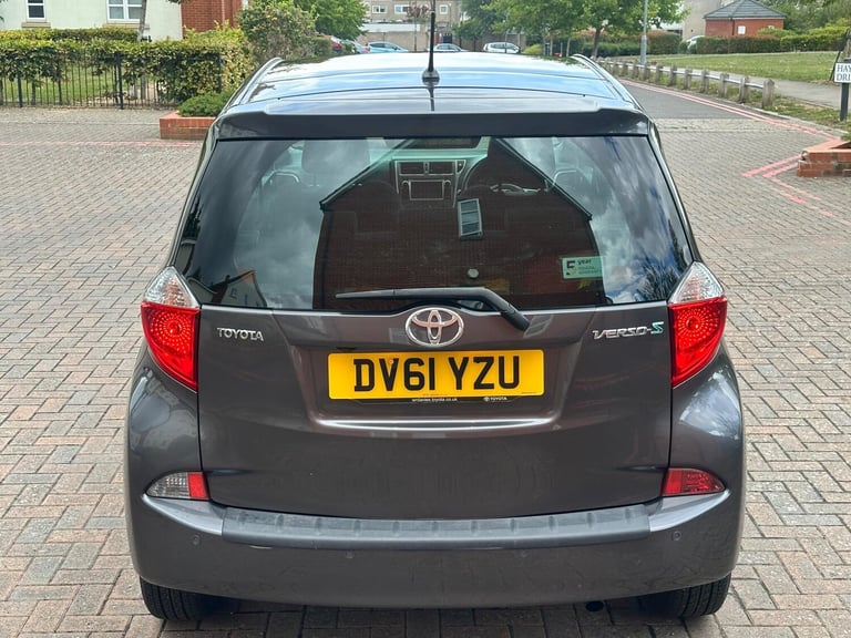 2011 Toyota Verso 1.33 Dual VVT-i T Spirit Euro 5 5dr MPV Petrol Manual