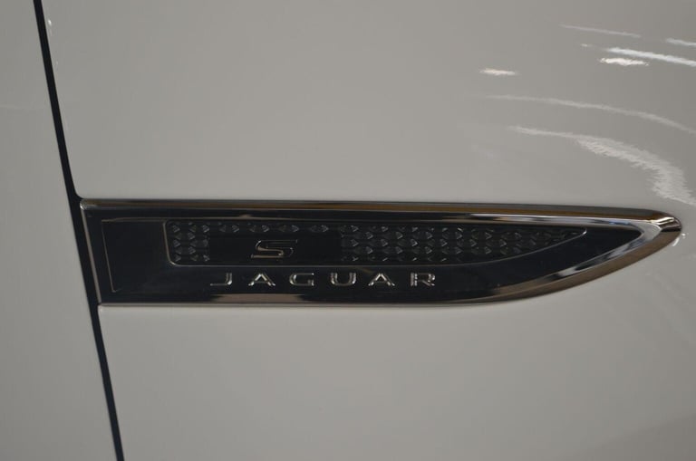 JAGUAR E-PACE 2.0 D150 S Auto AWD Euro 6 (s/s) 5dr 2018