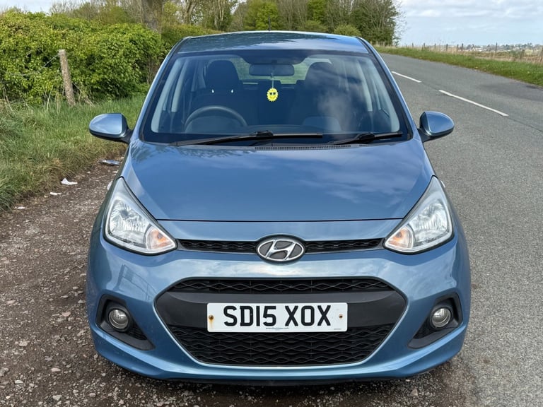 LOW MILEAGE + 2 KEYS