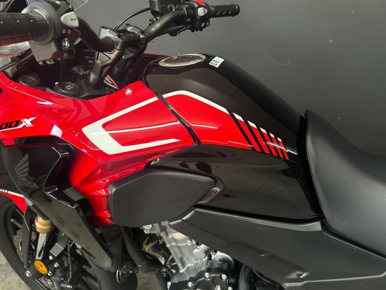 2024 73-PLATE HONDA CB500X ** JUST 2,730 MILES FROM NEW ** EXTRAS **